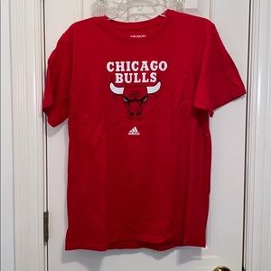 Adidas Chicago Bulls (Adult L) t shirt